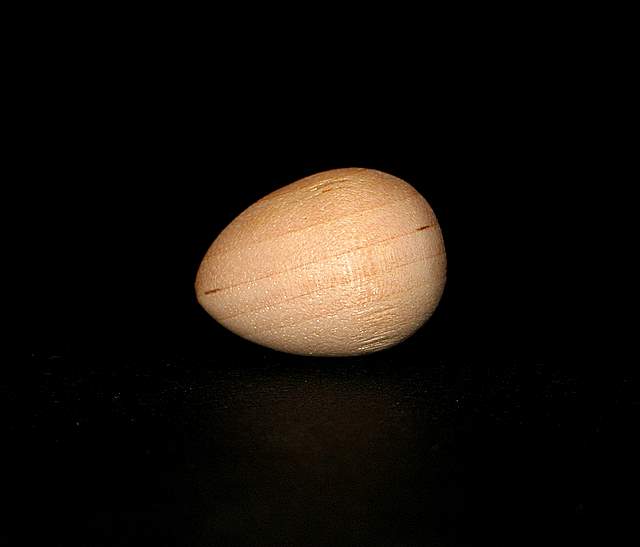 Wood Rounded Egg - 7/8" Tall x 5/8" Diameter